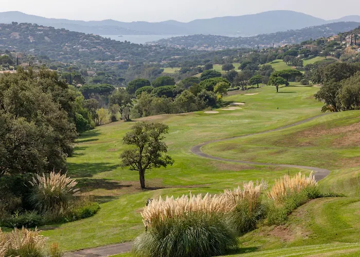 Regina-14 By Interhome *